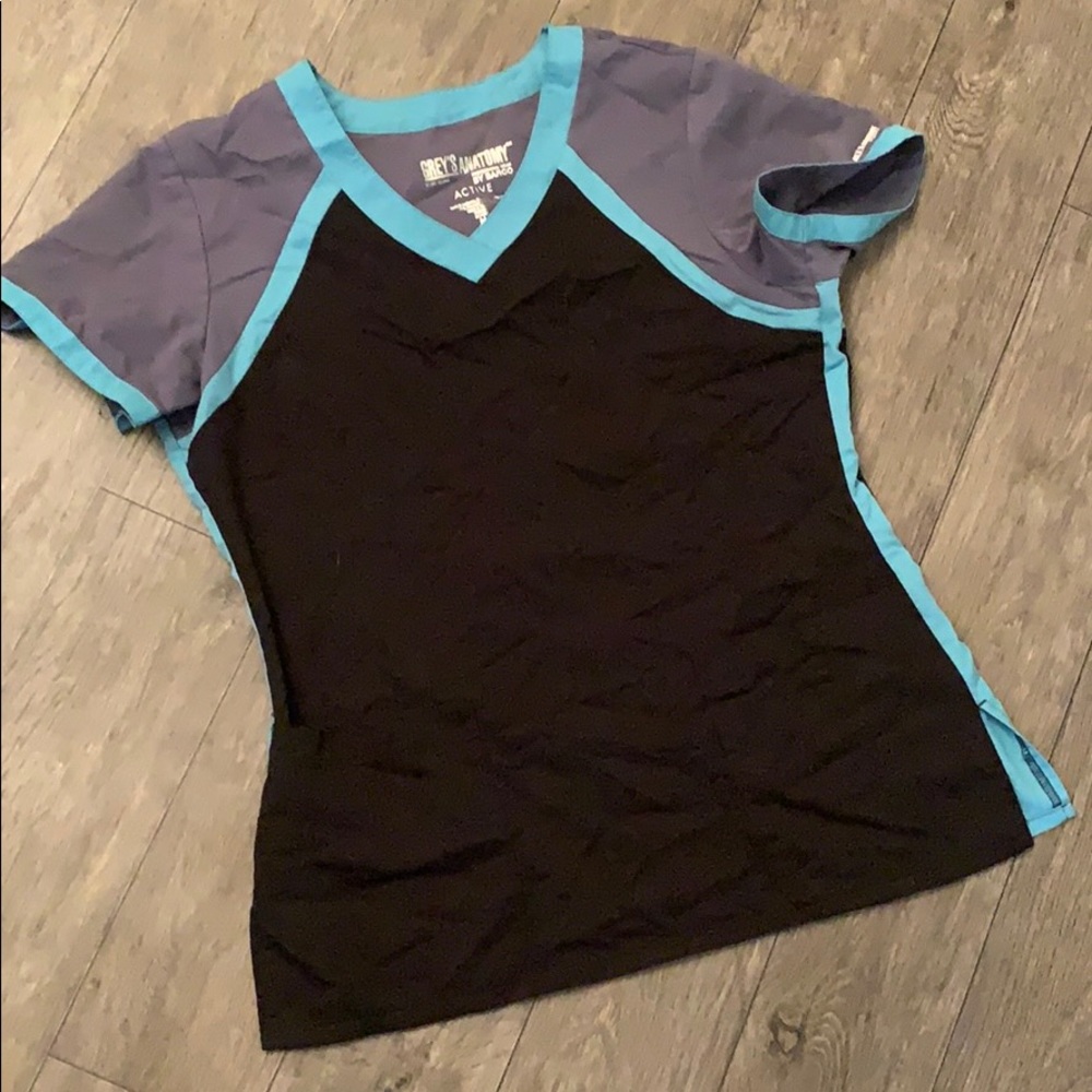 Greys Anatomy active scrub top